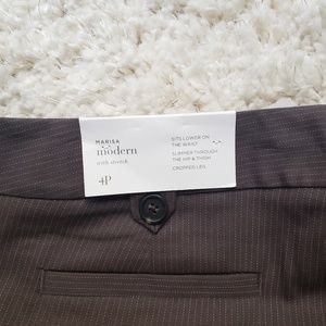 NWT Loft Petite Marissa Modern Cropped Trousers 4P